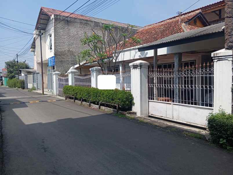 dijual rumah sangkuriang