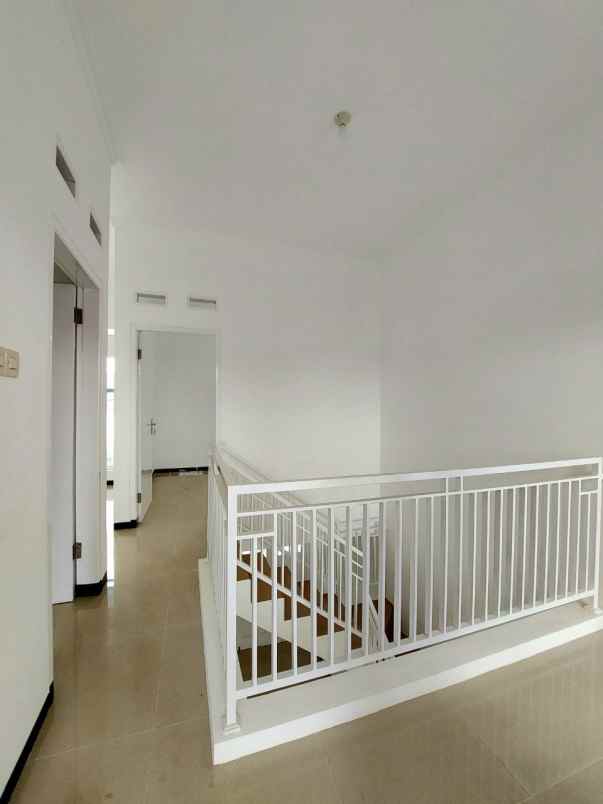 dijual rumah saptorenggo