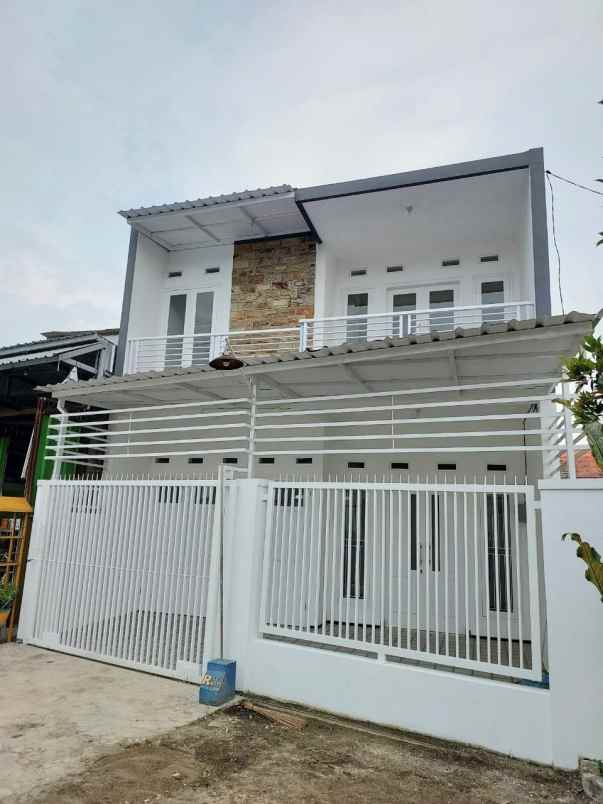 dijual rumah saptorenggo