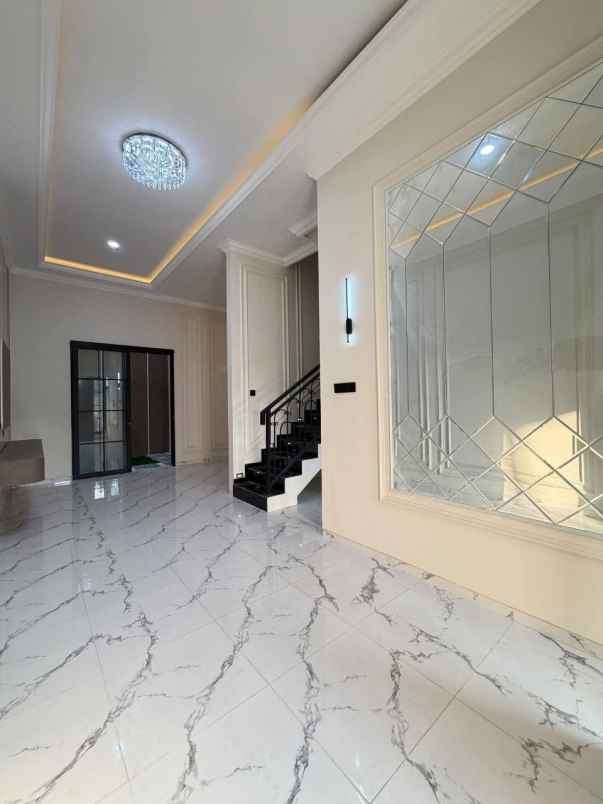 dijual rumah sawojajar 1