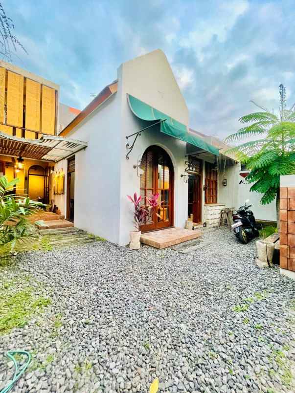 dijual rumah sawojajar