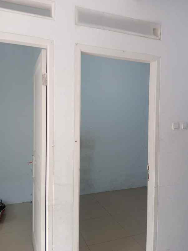 dijual rumah second di klender jakarta timur