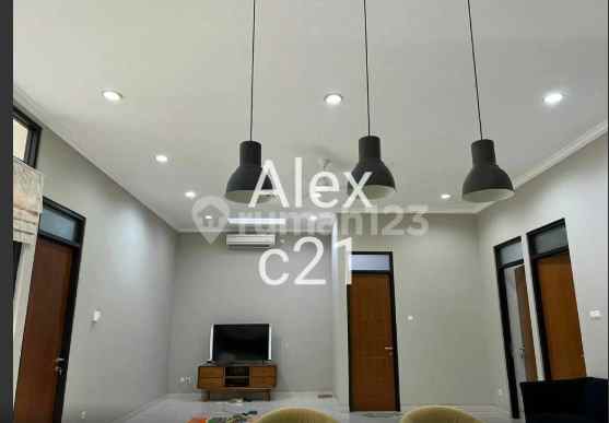 dijual rumah senopati