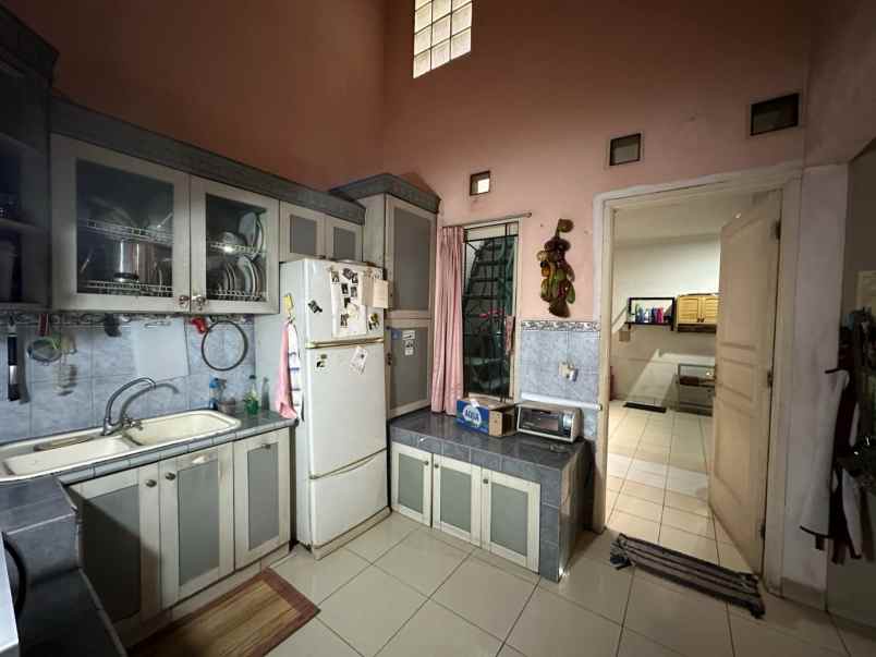 dijual rumah serpong tangerang selatan