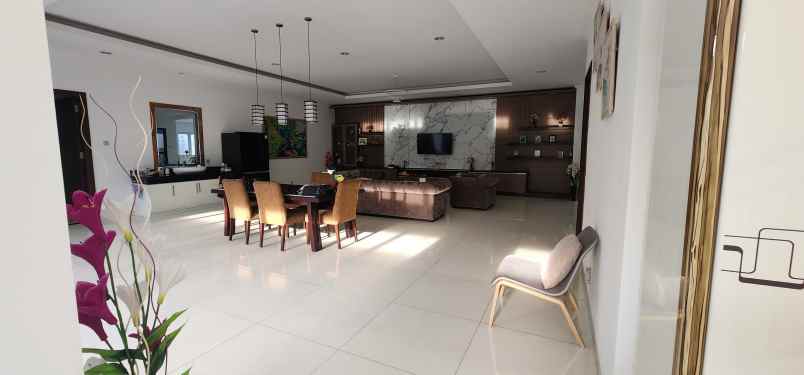 dijual rumah setiabudi lembang