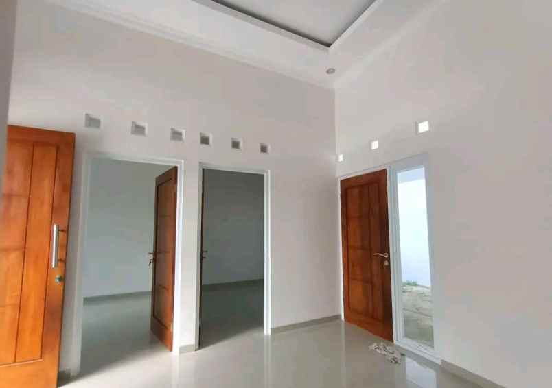 dijual rumah seyegan