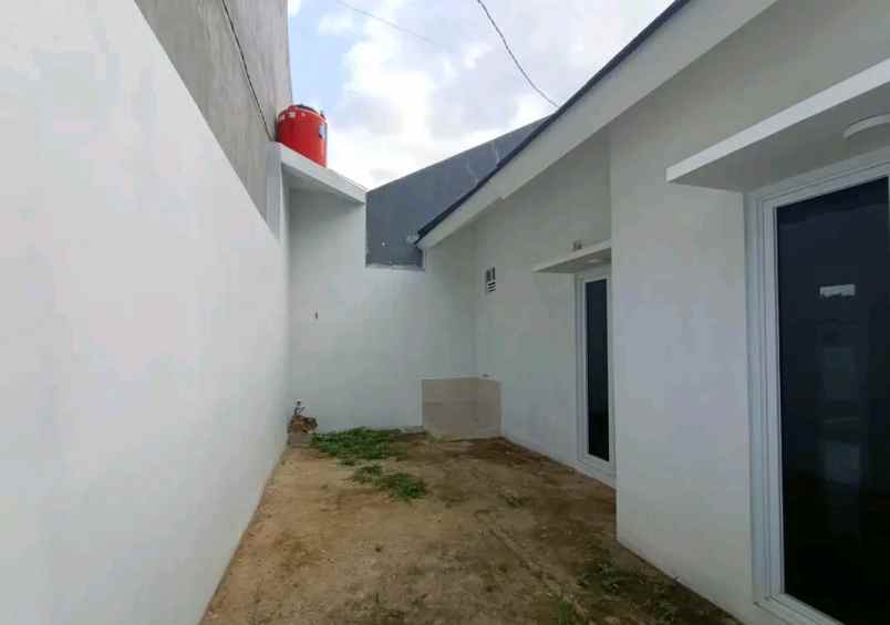 dijual rumah seyegan