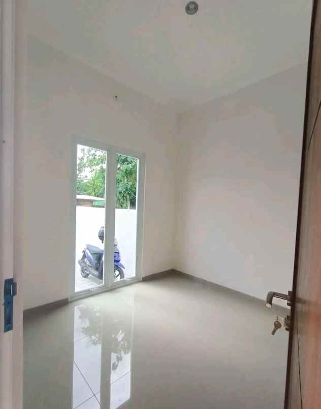 dijual rumah seyegan