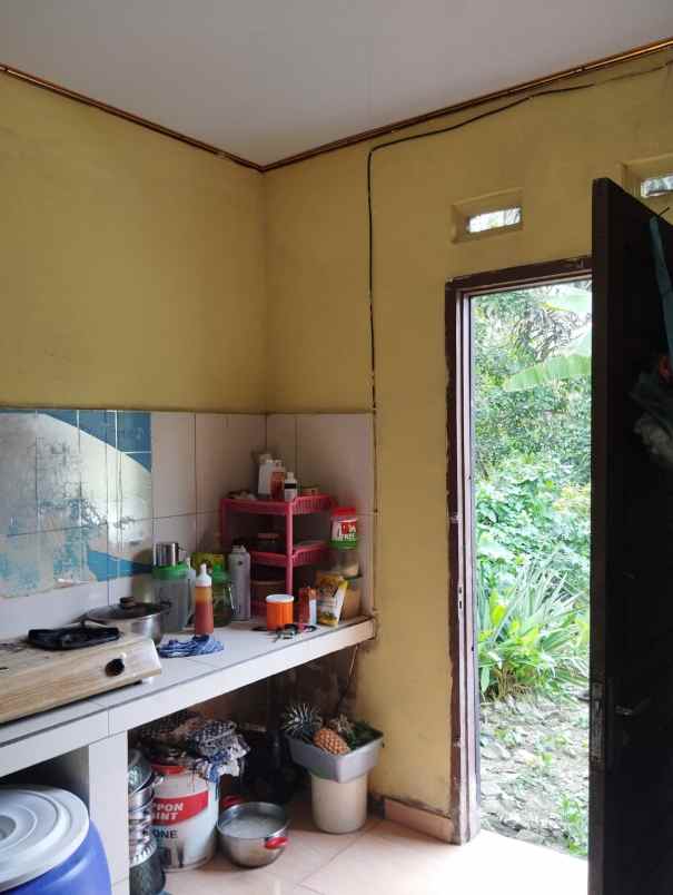dijual rumah siap huni