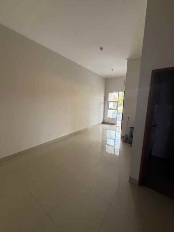 dijual rumah siap huni taman akasia padalarang