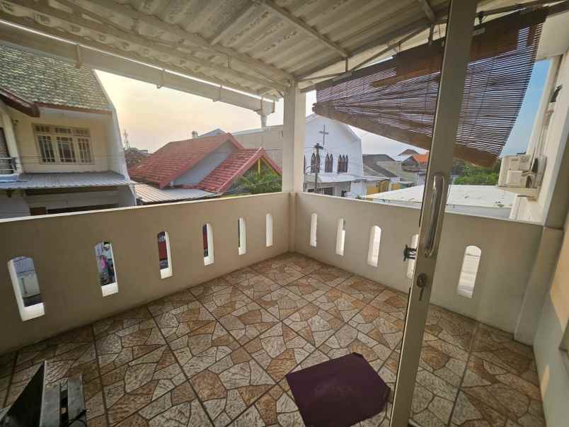 dijual rumah sidotopo