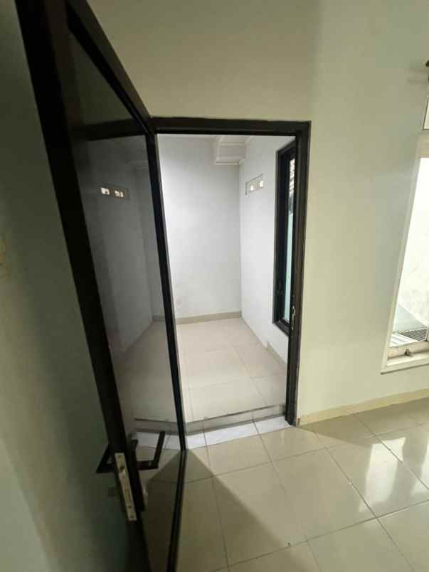dijual rumah sinduadi kabupaten sleman