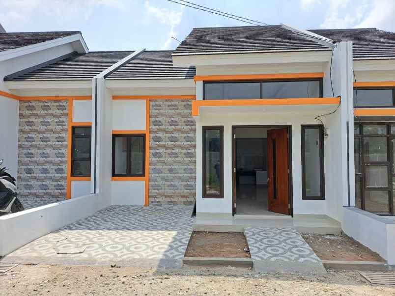 dijual rumah sip663