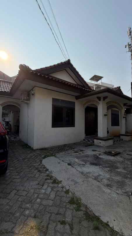 dijual rumah srengseng kembangan