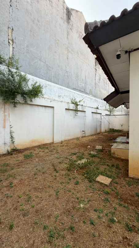dijual rumah srengseng kembangan