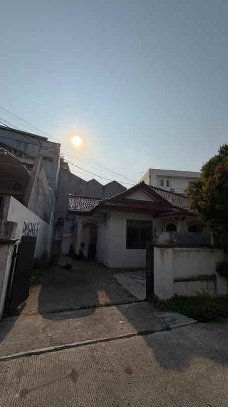 dijual rumah srengseng kembangan