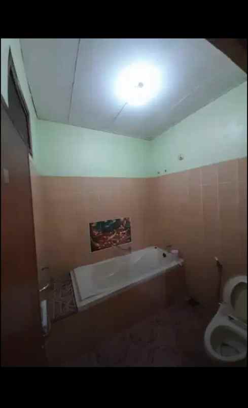 dijual rumah strategis di jatibening harga menarik