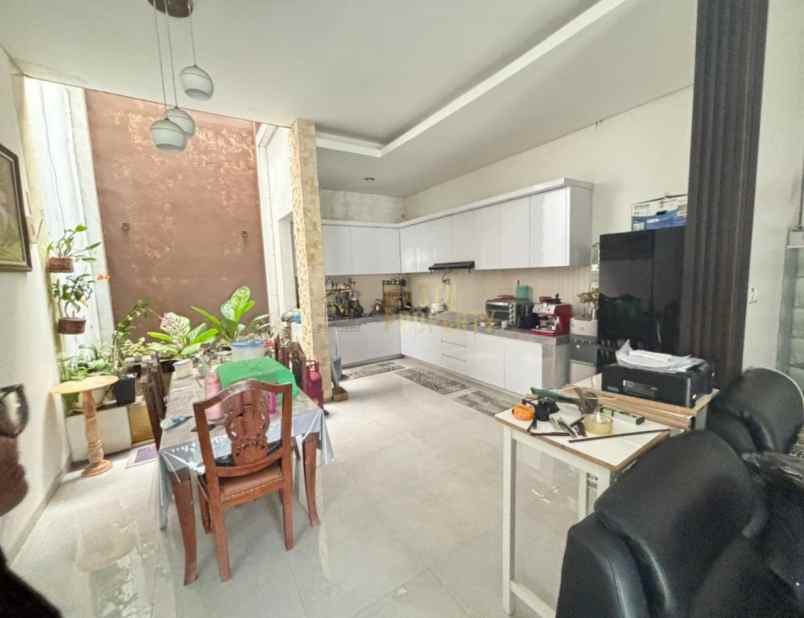 dijual rumah strategis di magelang kota siap huni