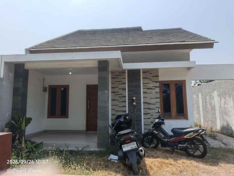 dijual rumah sumberharjo prambanan