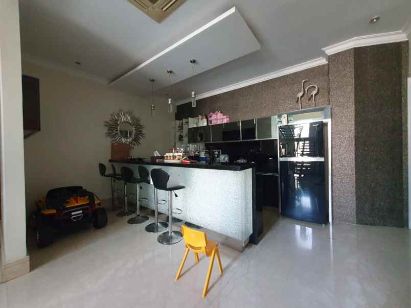 dijual rumah sunter jaya