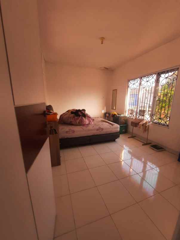 dijual rumah talaga bestari