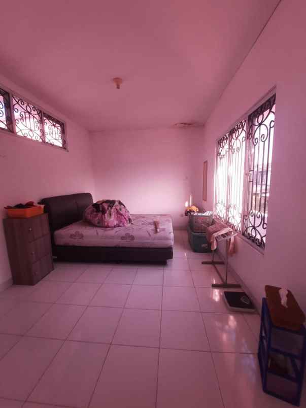 dijual rumah talaga bestari