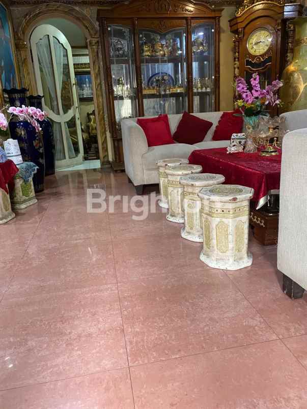 dijual rumah taman aa kebun jeruk