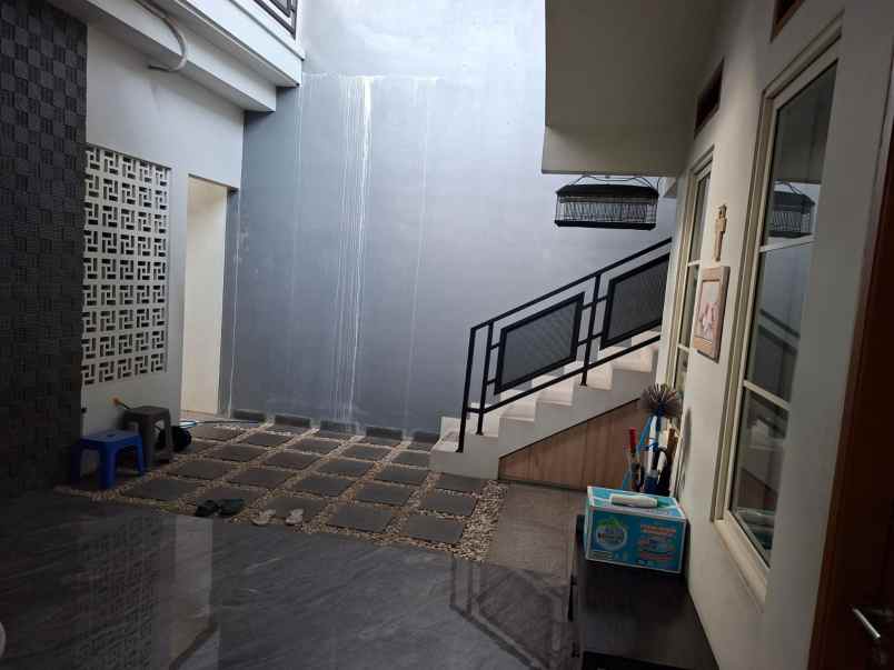 dijual rumah taman cikas galaxy bekasi