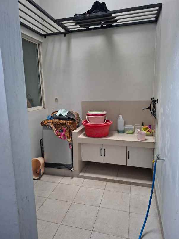 dijual rumah taman cikas galaxy bekasi