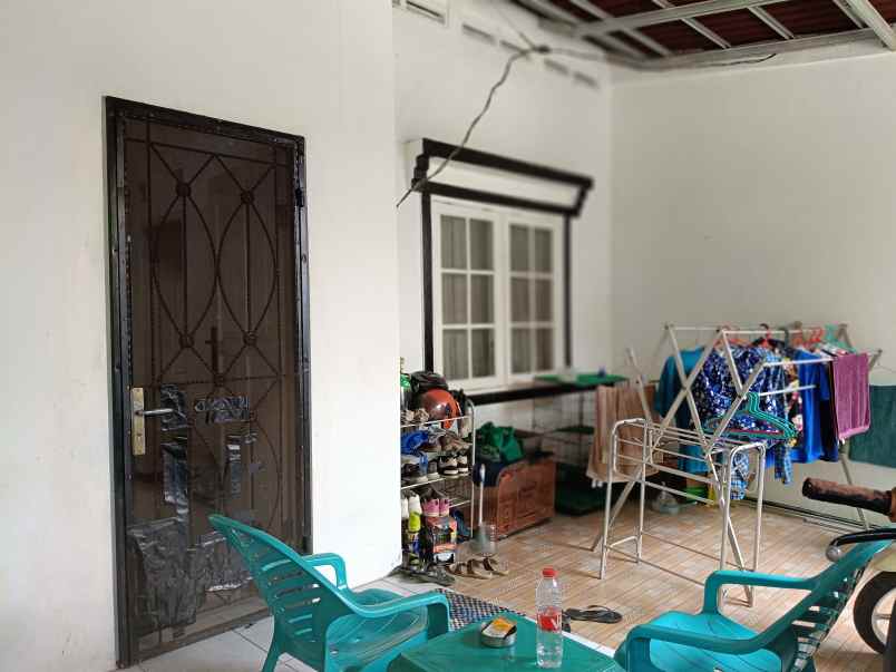 dijual rumah taman harapan baru