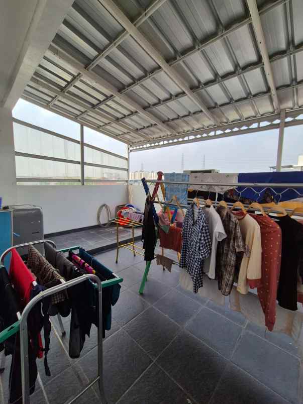 dijual rumah taman pegangsaan indah