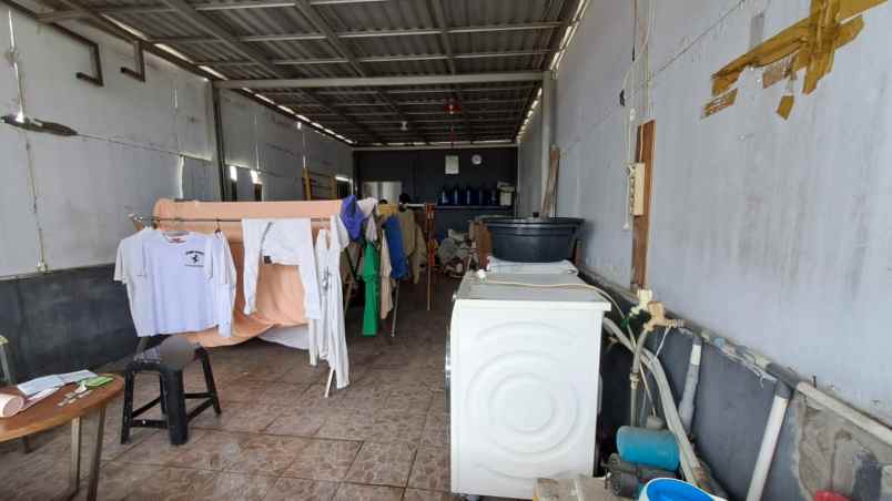 dijual rumah tamansari jakarta barat