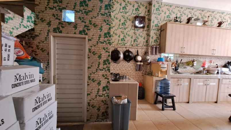 dijual rumah tamansari jakarta barat