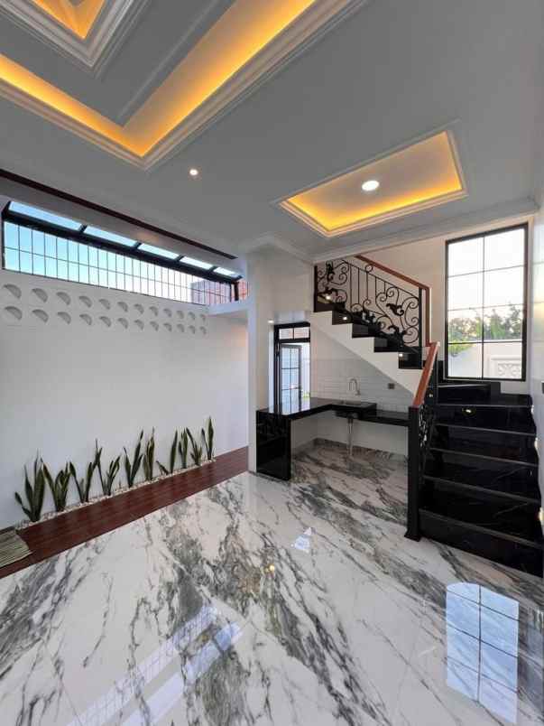 dijual rumah tanah baru