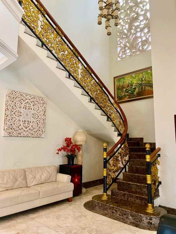 dijual rumah tanjung barat jagakarsa