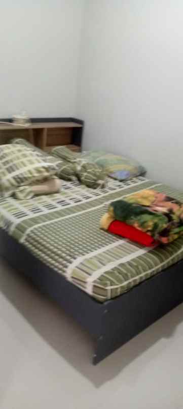 dijual rumah teluk pucung