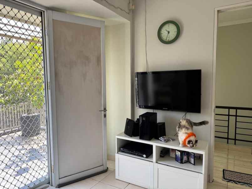 dijual rumah the green cluster vineyard