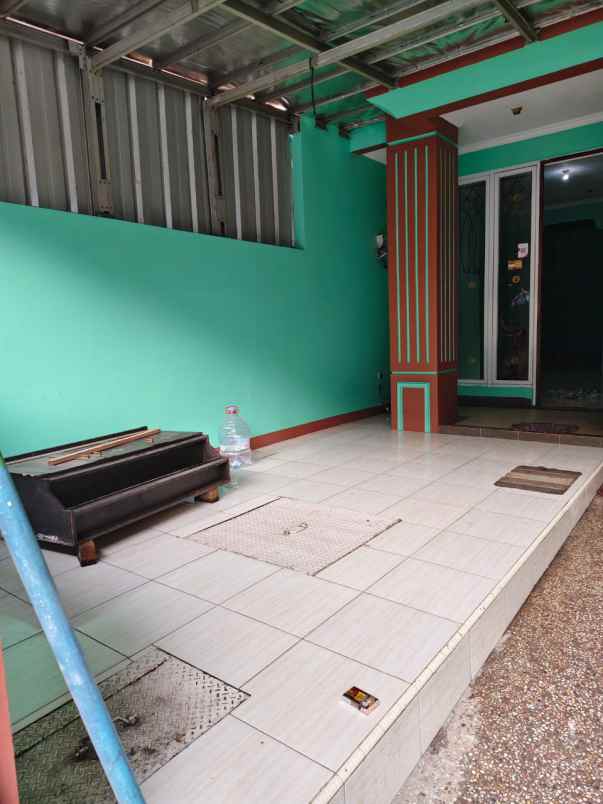 dijual rumah the royal residence