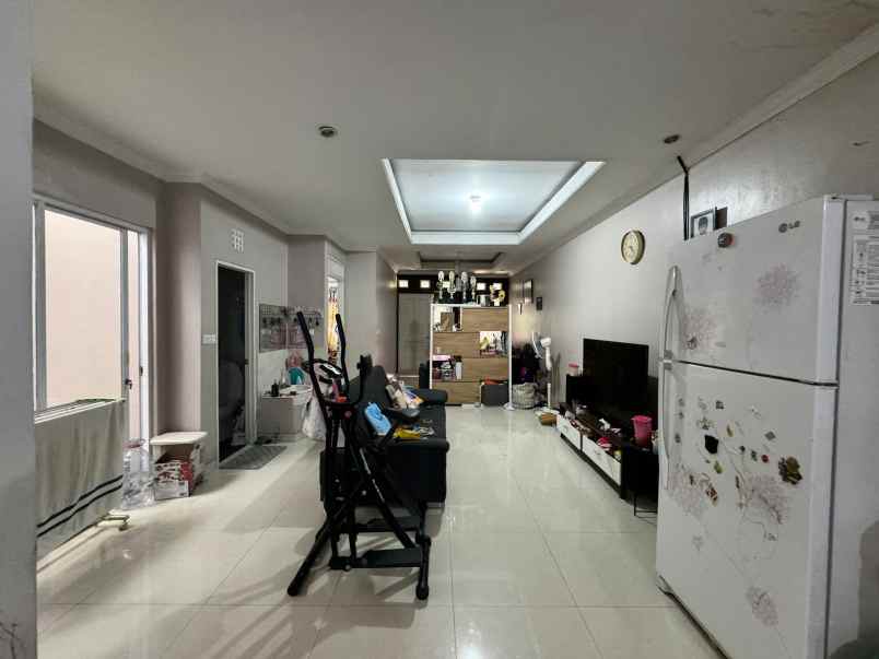 dijual rumah villa galaxy bekasi