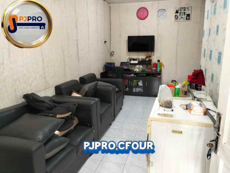 dijual rumah villa indah permai