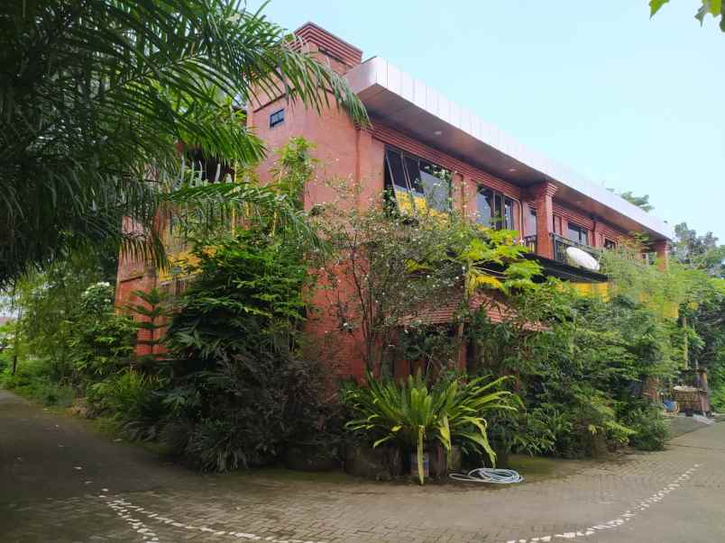 dijual rumah wedomartani kec ngemplak