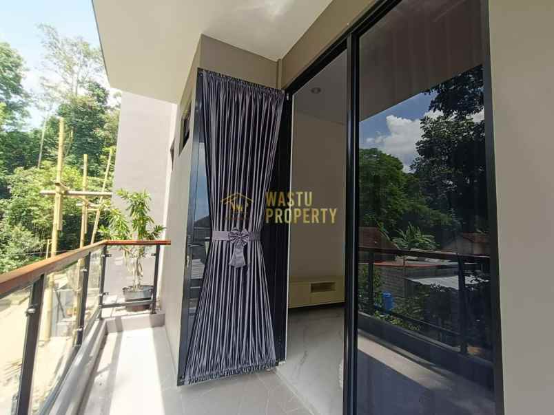 dijual rumah widodomartani