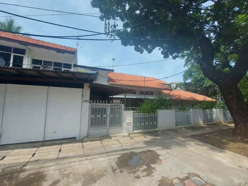 dijual rumah wijaya