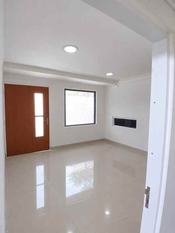 dijual rumah winyung brabtas permai