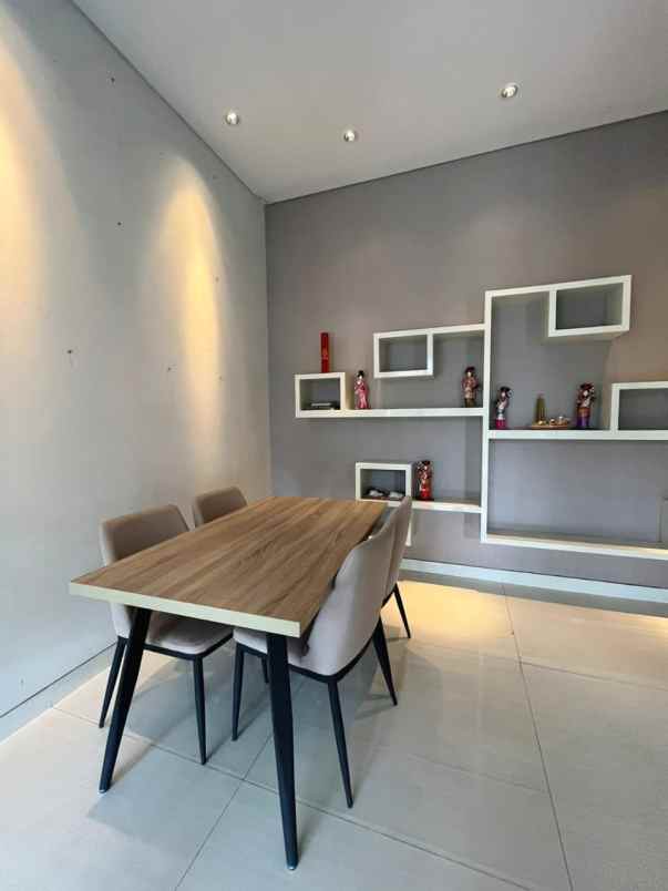dijual rumah wisata bukit mas