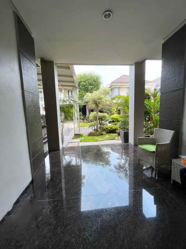 dijual rumah wisata bukit mas