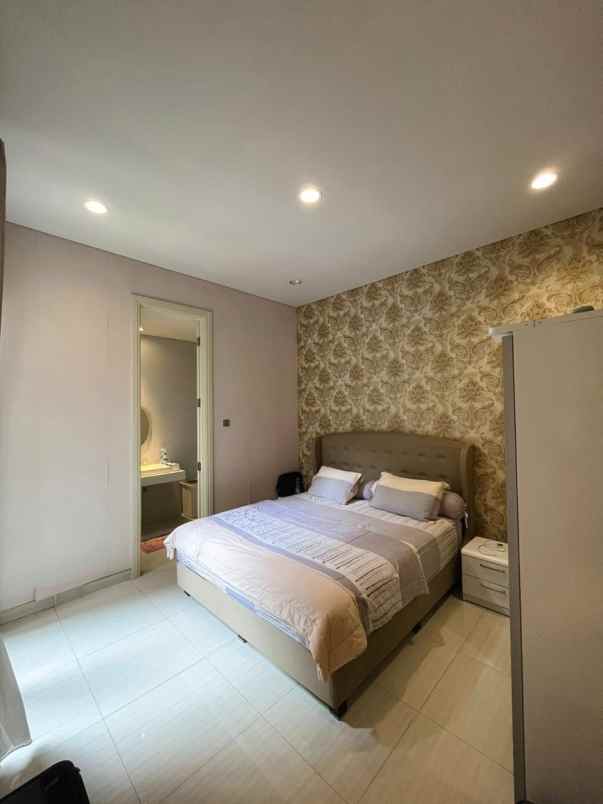 dijual rumah wisata bukit mas