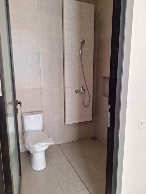 dijual rumah wisata bukit mas alexandria