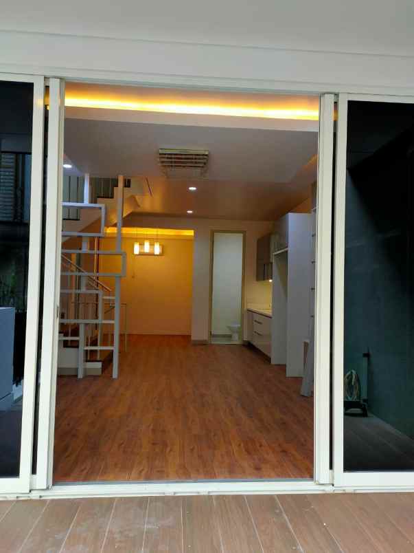 dijual rumah wisata bukit mas notredame