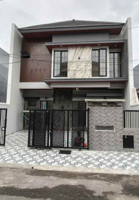 dijual rumah wisma permai